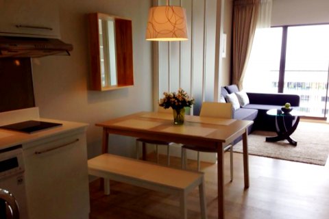 Кондоминиум с 1 спальней в Бангкоке, Таиланд № 144052 - фото 1