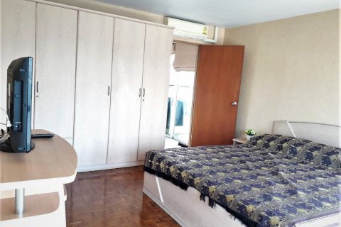 Condo à Bangkok, Thaïlande, 2 chambres № 144050 - photo 6