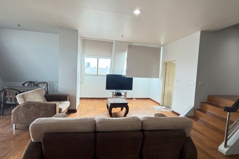 Condo à Yan Nawa, Bangkok, Thaïlande, 2 chambres  № 163402 - photo 9