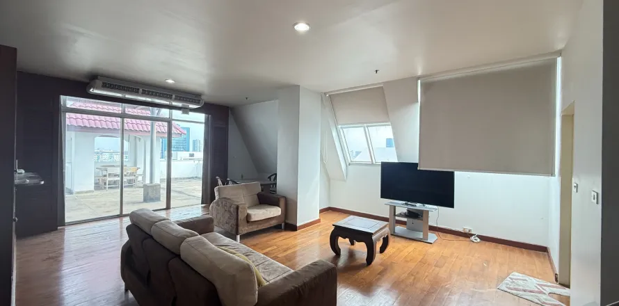 Condo à Yan Nawa, Bangkok, Thaïlande, 2 chambres  № 163402