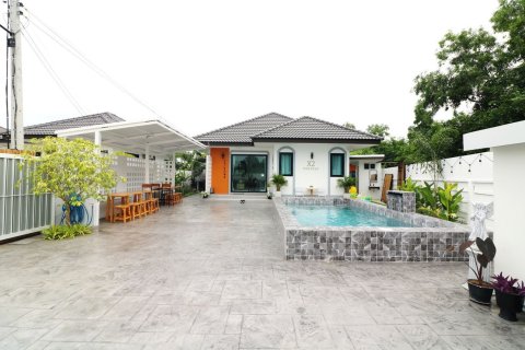 House in Khon Kaen, Thailand 3 bedrooms № 163399