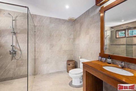 Вилла в Камале, Таиланд с 7 спальнями  № 156769 - фото 11