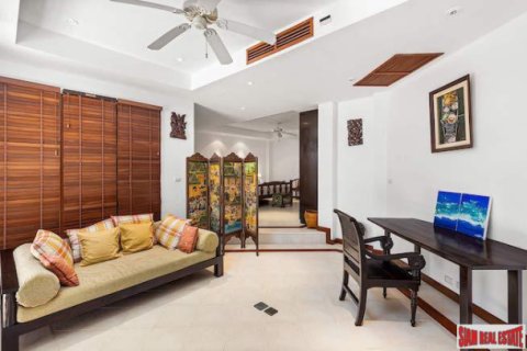 Вилла в Камале, Таиланд с 7 спальнями  № 156769 - фото 26