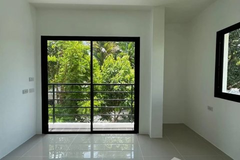 Townhouse in Phuket, Thailand 3 bedrooms № 140828 - photo 2