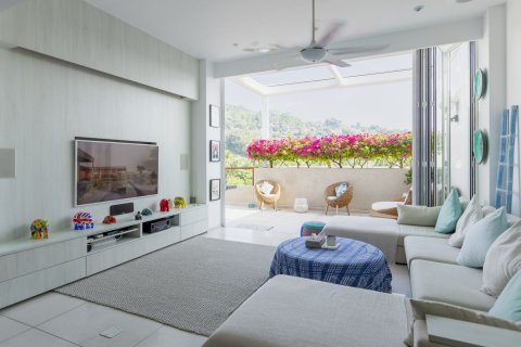 Condo in Phuket, Thailand, 2 bedrooms  № 140826 - photo 9