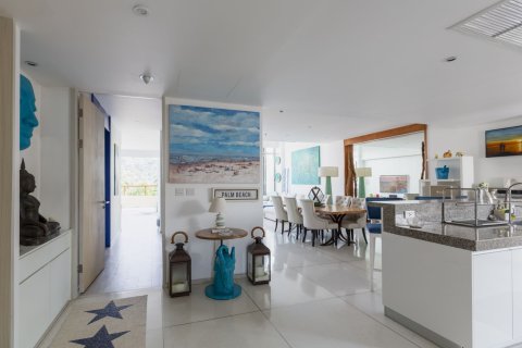 Condo in Phuket, Thailand, 2 bedrooms  № 140826 - photo 5