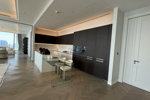 Condo à Pathum Wan, Bangkok, Thaïlande, 3 chambres  № 201304 - photo 13