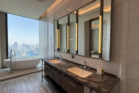 Condo à Pathum Wan, Bangkok, Thaïlande, 3 chambres  № 201304 - photo 4