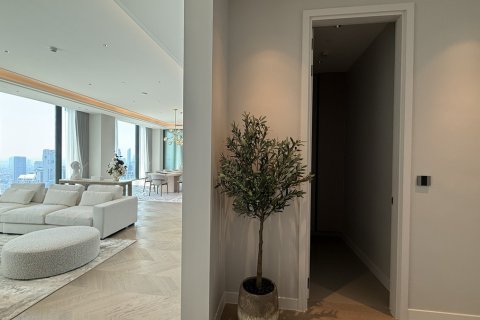 Condo à Pathum Wan, Bangkok, Thaïlande, 3 chambres  № 201304 - photo 11