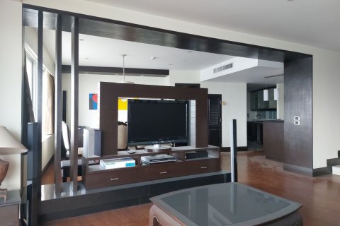 Condo in Khlong San, Bangkok, Thailand, 2 bedrooms  № 134001 - photo 27