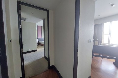 Condo in Khlong San, Bangkok, Thailand, 2 bedrooms  № 134001 - photo 29