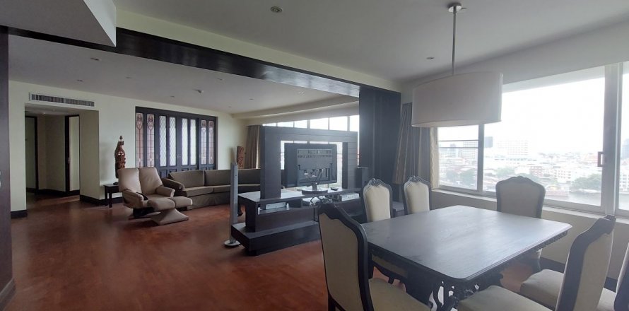 Condo in Khlong San, Bangkok, Thailand, 2 bedrooms  № 134001