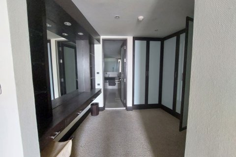 Condo in Khlong San, Bangkok, Thailand, 2 bedrooms  № 134001 - photo 19