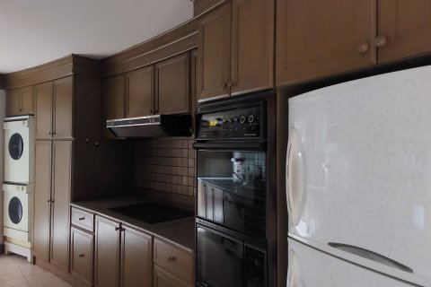 Кондоминиум с 2 спальнями в Кхлонг Сане, Бангкок, Таиланд № 134003 - фото 14