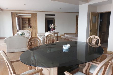 Кондоминиум с 2 спальнями в Кхлонг Сане, Бангкок, Таиланд № 134003 - фото 12