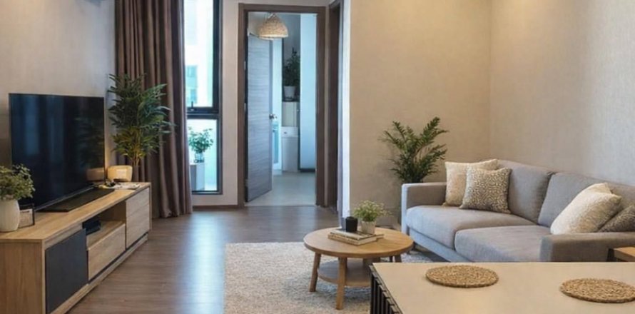 Studio in the Condo in Huai Khwang, Bangkok, Thailand № 164584