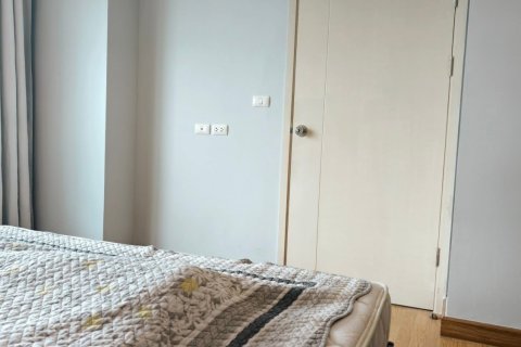 Condo in Khlong Toei, Bangkok, Thailand, 2 bedrooms № 164588 - photo 16