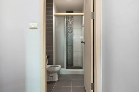 Condo in Khlong Toei, Bangkok, Thailand, 2 bedrooms № 164588 - photo 20