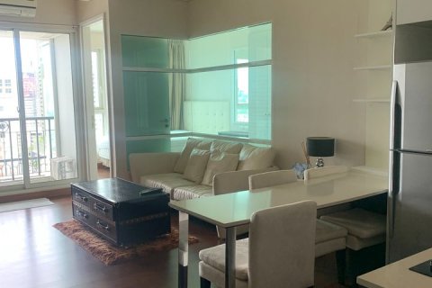 Condo in Bangkok, Thailand, 1 bedroom  № 157696 - photo 2