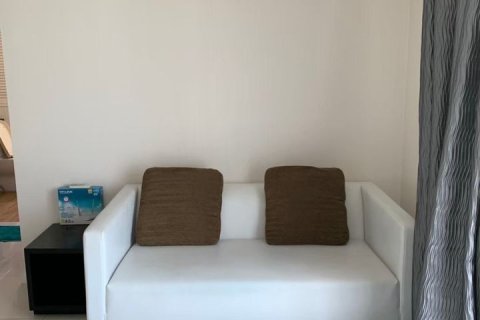 Condo in Bangkok, Thailand, 1 bedroom  № 157700 - photo 2