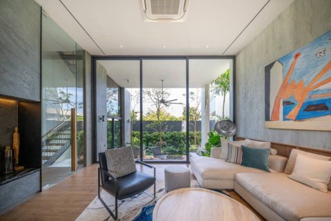 Дом в Бангкоке, Таиланд с 4 спальнями  № 158729 - фото 4