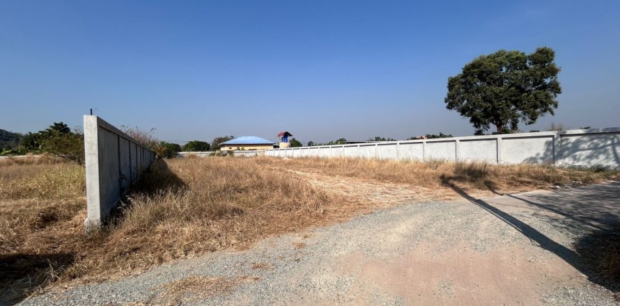 Земельный участок в Паттайе, Таиланд 2548м2  № 160793