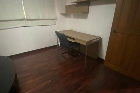 Condo in Watthana, Bangkok, Thailand, 3 bedrooms  № 160789 - photo 9