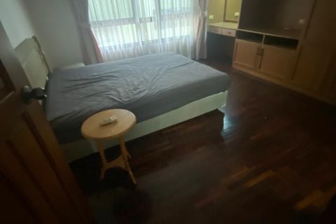 Condo in Watthana, Bangkok, Thailand, 3 bedrooms  № 160789 - photo 6