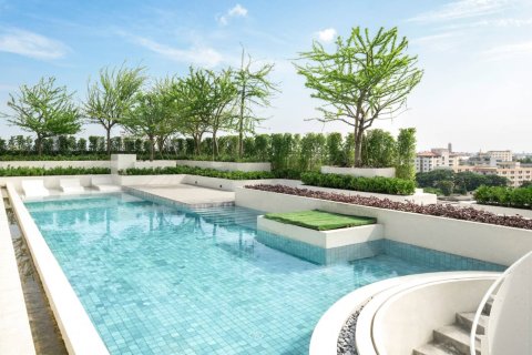 Кондоминиум с 2 спальнями в Бангкоке, Таиланд № 165637 - фото 16