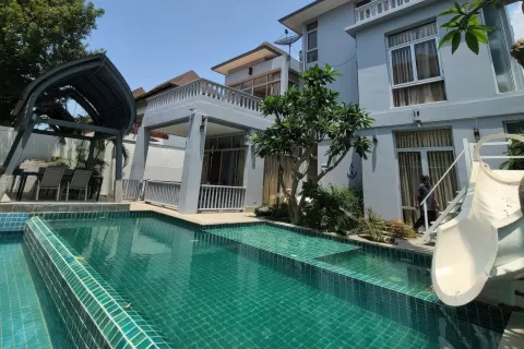 Дом в Паттайе, Таиланд с 5 комнатами  № 171496 - фото 15