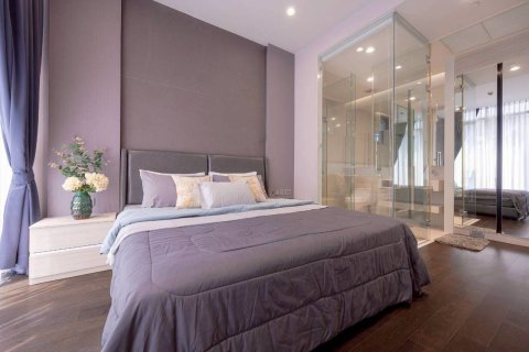 Condo in Bangkok, Thailand, 2 bedrooms  № 171497 - photo 16