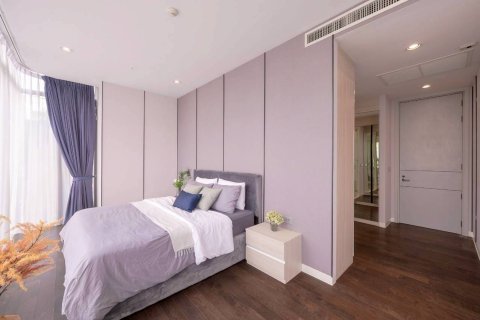 Condo in Bangkok, Thailand, 2 bedrooms  № 171497 - photo 13