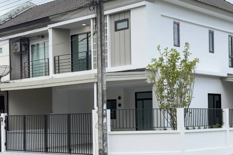 Таунхаус в Пхукете, Таиланд с 3 спальнями  № 137612 - фото 3