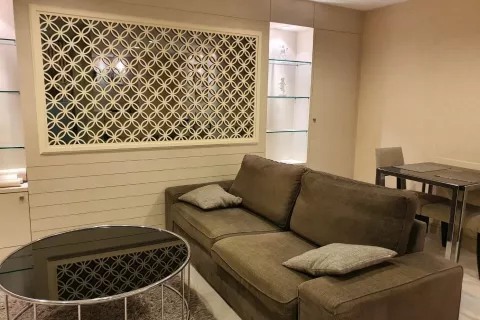 Студия в кондо в Ваттхане, Бангкок, Таиланд № 137613 - фото 2