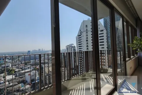 Condominio de 3 dormitorios en Khlong Toei, Bangkok, Tailandia № 214396 - foto 19