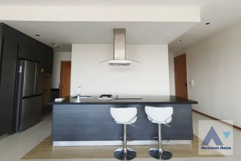 Condominio de 3 dormitorios en Khlong Toei, Bangkok, Tailandia № 214396 - foto 6