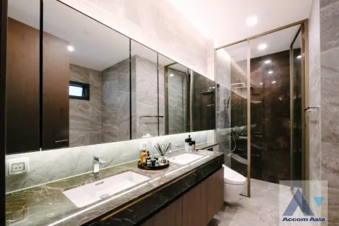 Condominio de 3 dormitorios en Khlong Toei, Bangkok, Tailandia № 214395 - foto 29