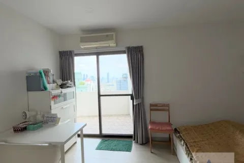 Condominio de 3 dormitorios en Watthana, Bangkok, Tailandia № 214400 - foto 3