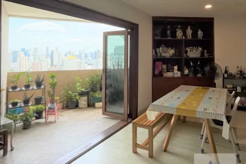 Condo à Watthana, Bangkok, Thaïlande, 3 chambres  № 214400