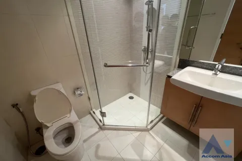 Condominio de 2 dormitorios en Watthana, Bangkok, Tailandia № 214401 - foto 15