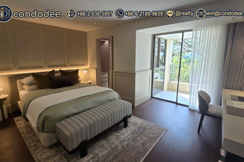 Condo in Watthana, Bangkok, Thailand, 3 bedrooms № 201328 - photo 4
