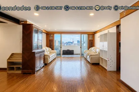 Condo in Watthana, Bangkok, Thailand, 2 bedrooms  № 201324