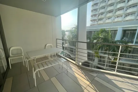 Condo in Cha-am, Thailand, 2 bedrooms № 150237 - photo 5