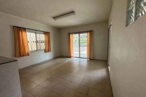 Дом в Чиангмае, Таиланд с 4 спальнями № 171013 - фото 11