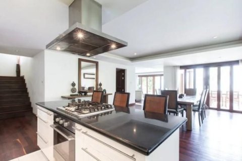 Villa in Phuket, Thailand 3 bedrooms № 171015 - photo 17