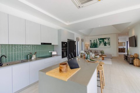 Villa in Hua Hin, Thailand 3 bedrooms № 116856 - photo 5