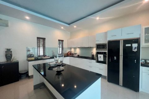 Villa in Cha-am, Thailand 4 bedrooms № 116859 - photo 7