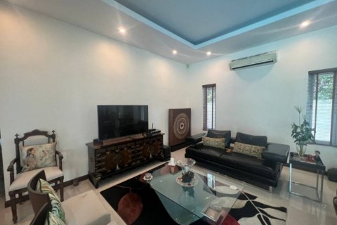 Villa in Cha-am, Thailand 4 bedrooms № 116859 - photo 3