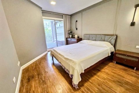 Condo à Dusit, Bangkok, Thaïlande, 2 chambres  № 116858 - photo 9