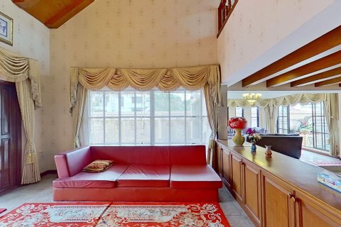 Villa in Pattaya, Thailand 5 bedrooms № 150029 - photo 14